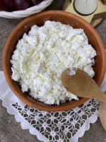 Творог цельный 0,5л (КФХ Яваева Ю.А.)